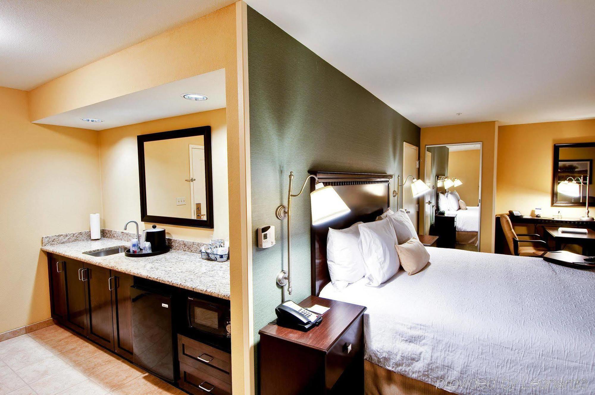 Hampton Inn & Suites Fort Belvoir Alexandria South Phòng bức ảnh