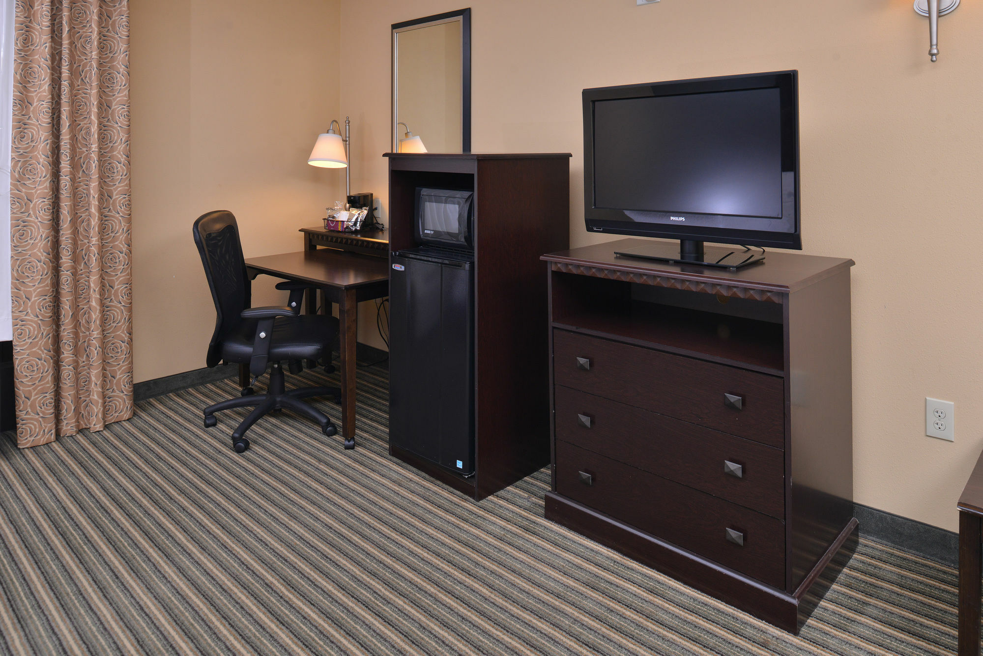 Hampton Inn & Suites Fort Belvoir Alexandria South Ngoại thất bức ảnh